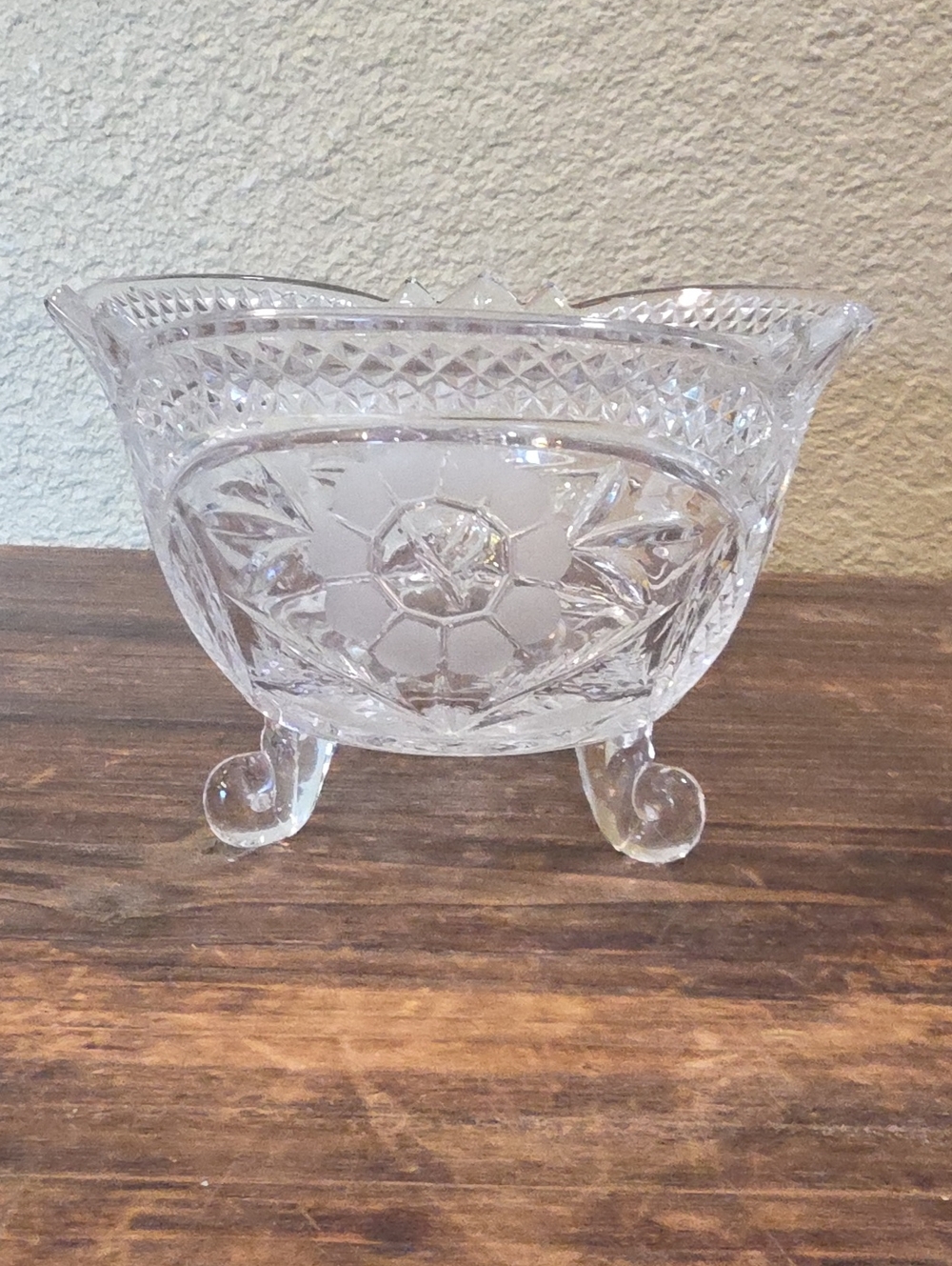 Anna Hutte Bleikristall Lead Crystal 3 Footed Floral Candy Dish Bowl German